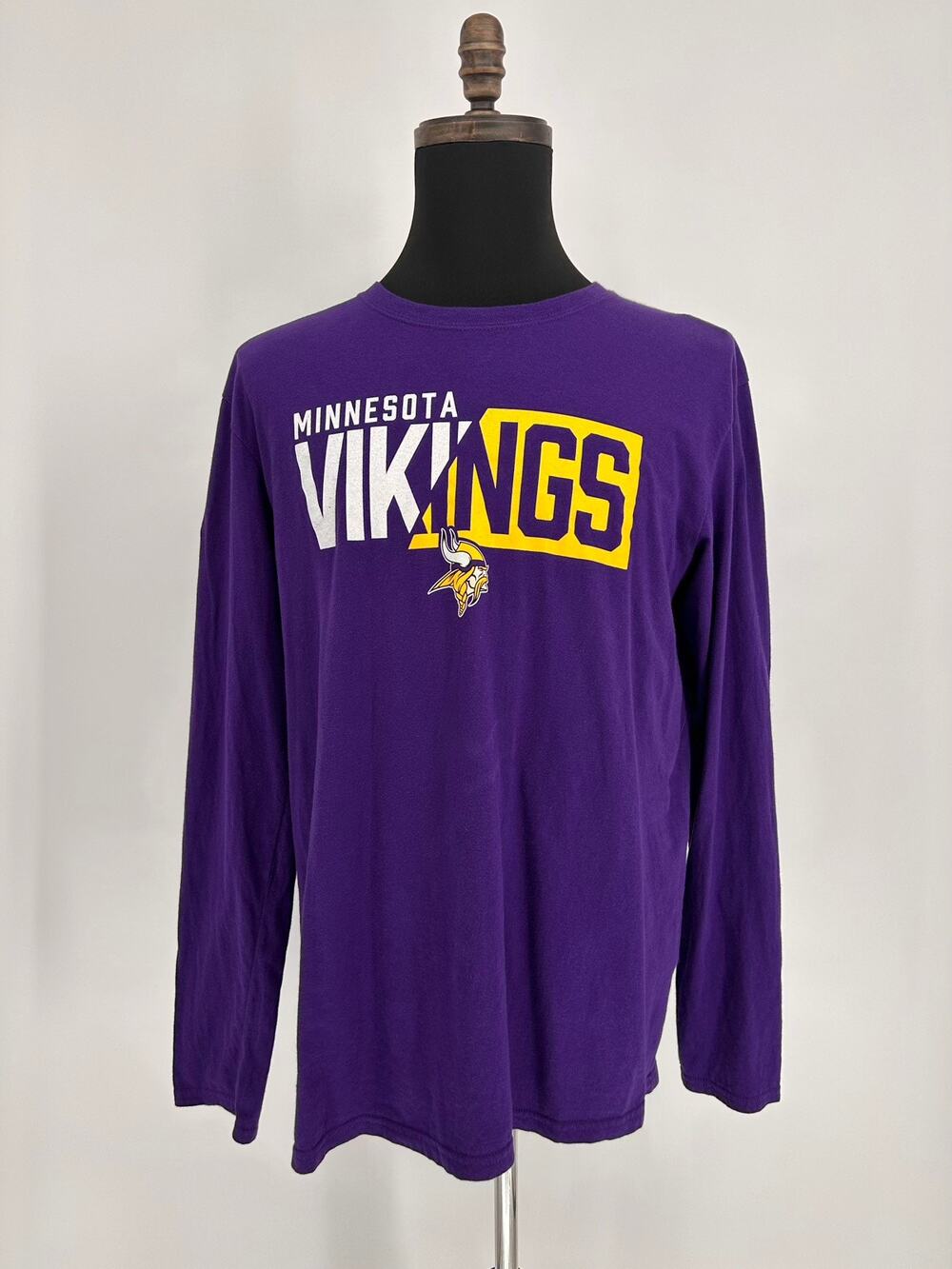 Minnesota Vikings NFL Team Apparel Long Sleeve T-Shirt Mens Large Purple Cotton